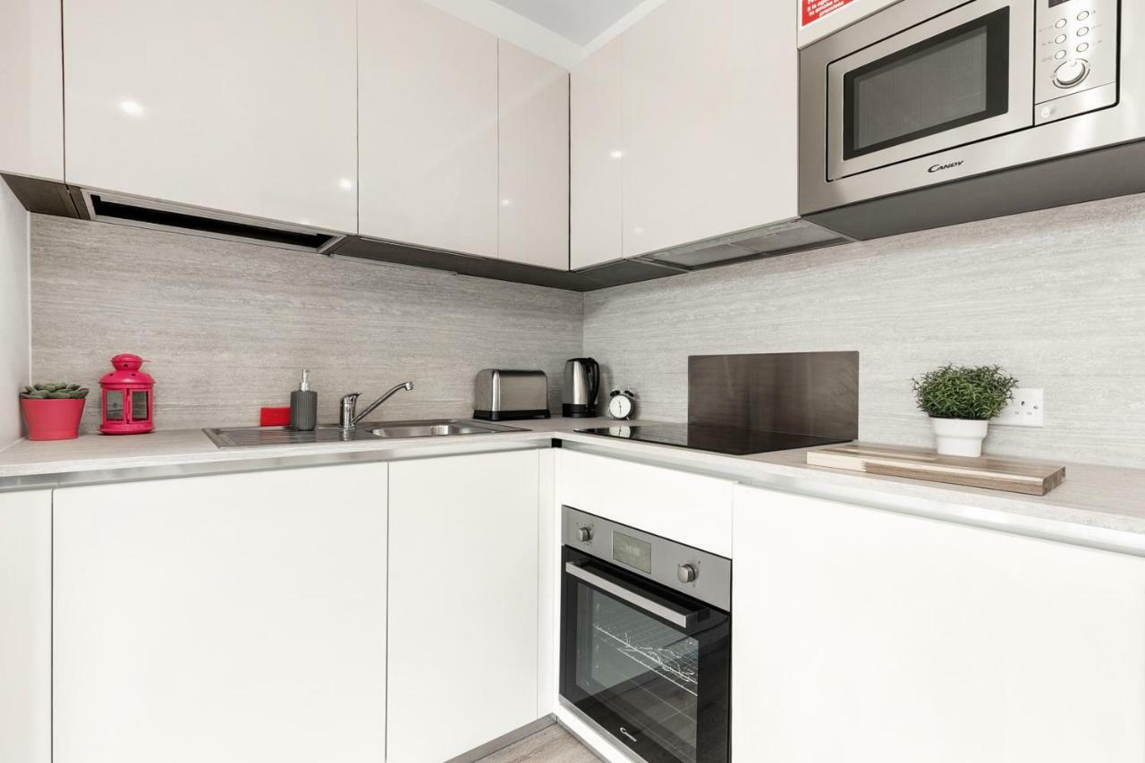 Mondial Apartments At Heathrow Harmondsworth Exteriér fotografie