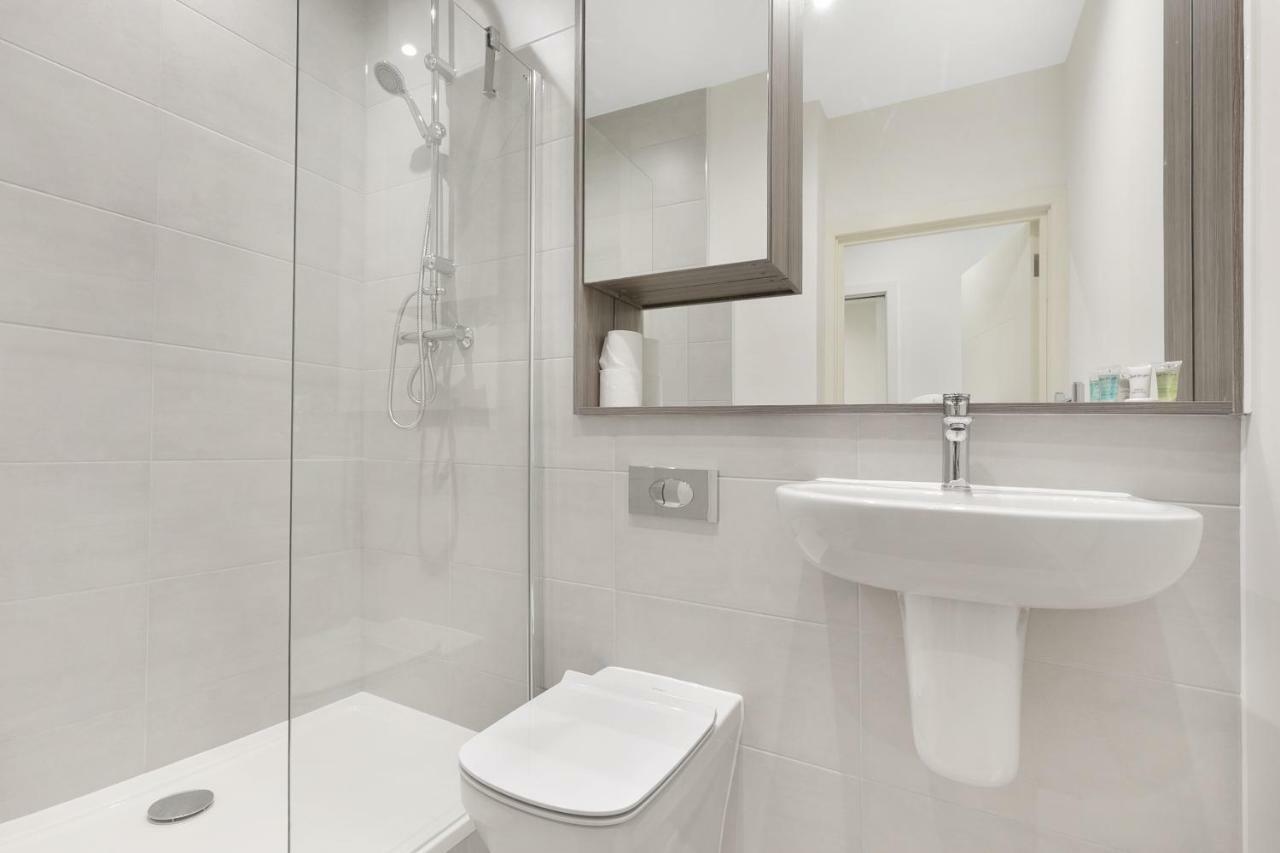 Mondial Apartments At Heathrow Harmondsworth Exteriér fotografie
