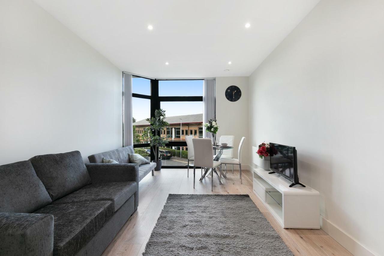 Mondial Apartments At Heathrow Harmondsworth Exteriér fotografie