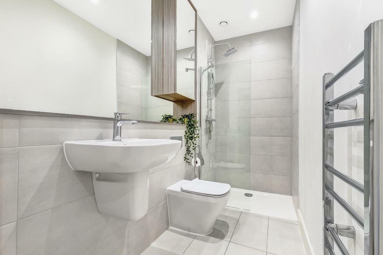 Mondial Apartments At Heathrow Harmondsworth Exteriér fotografie