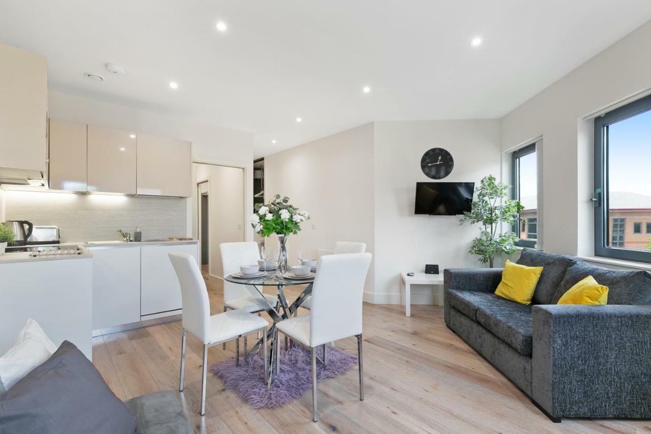 Mondial Apartments At Heathrow Harmondsworth Exteriér fotografie
