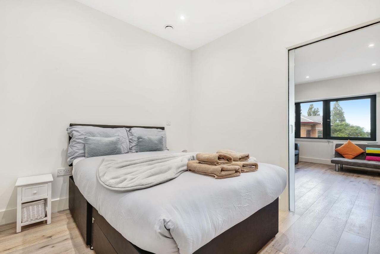 Mondial Apartments At Heathrow Harmondsworth Exteriér fotografie