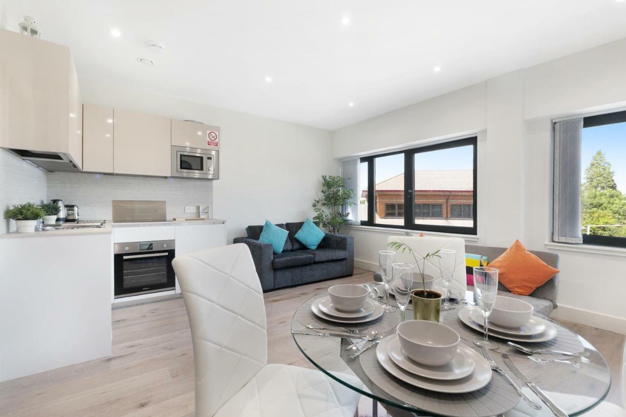 Mondial Apartments At Heathrow Harmondsworth Exteriér fotografie