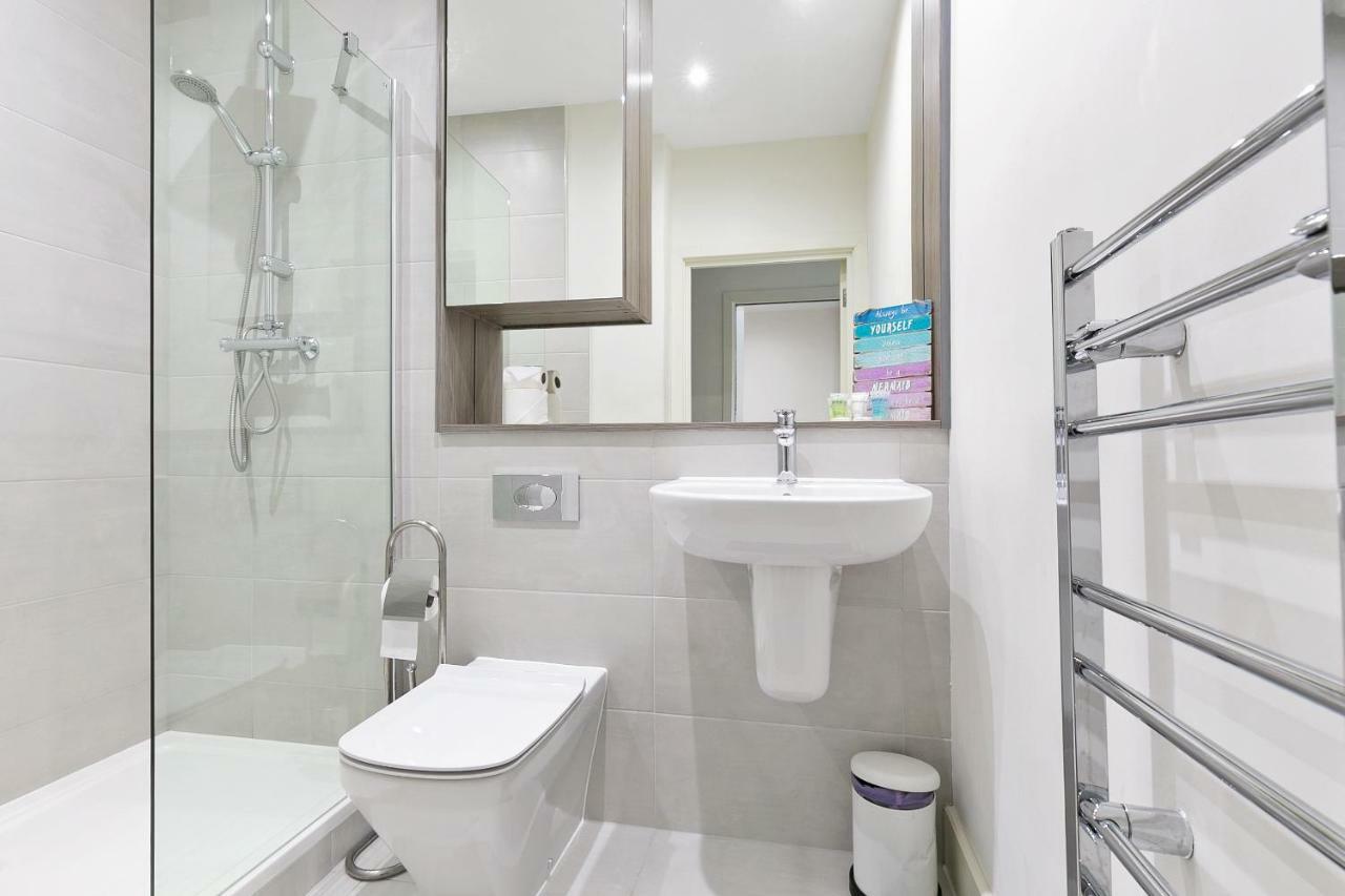 Mondial Apartments At Heathrow Harmondsworth Exteriér fotografie
