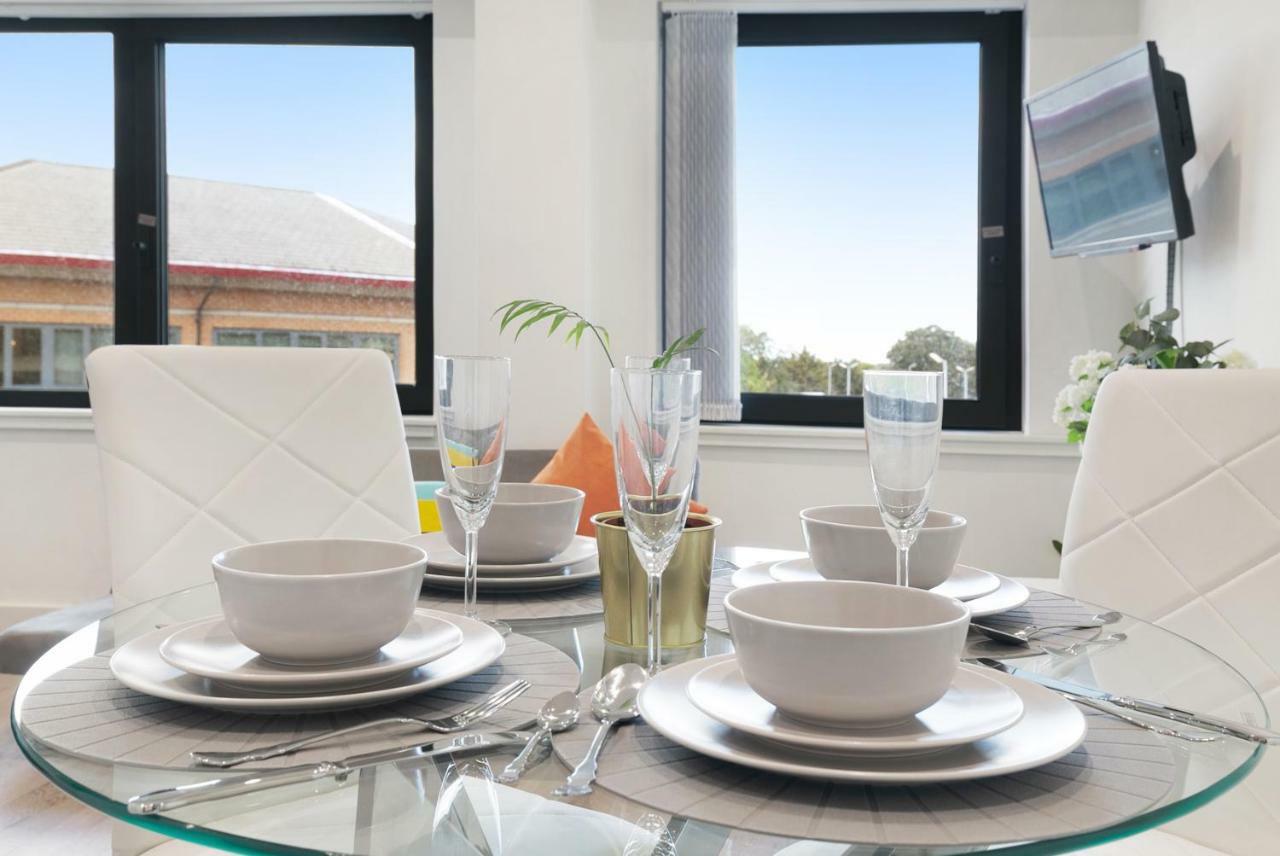 Mondial Apartments At Heathrow Harmondsworth Exteriér fotografie